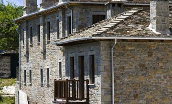 Kipi Suites