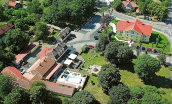 Hotel Skansen - Housity