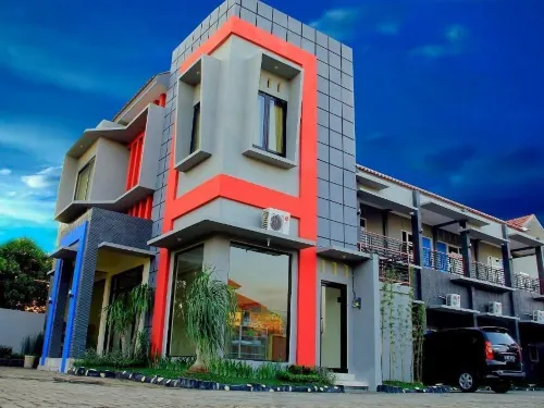 Hotel Sinar Harapan Hotels in Kademangan