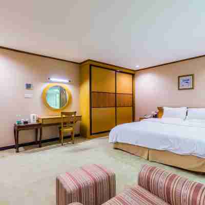 德慶醉然居假日酒店 Rooms