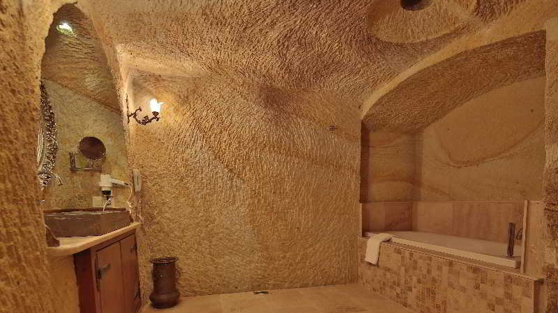 Golden Cave Suites