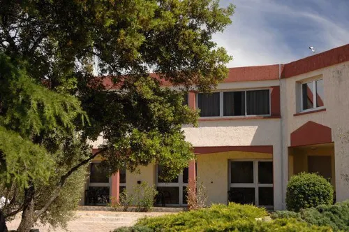 Hotel le Lagon Hotels in Saint-Laurent-des-Arbres