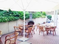 Apart Hotel Sarstedter Hof Hotels in Giesen