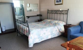Alpine Country Motel and Metro Roadhouse Cooma