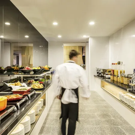 Ibis Adelaide