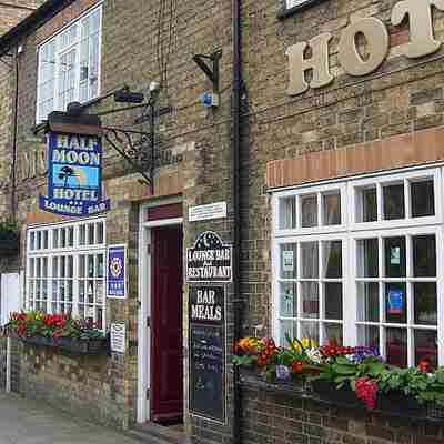 Half Moon Hotel and Restaurant Hotel Exterior