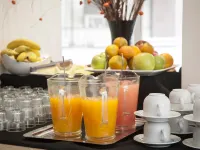HR Luxor Hotel Buenos Aires Отели рядом с достопримечательностью «Ратуша Буэнос-Айреса»