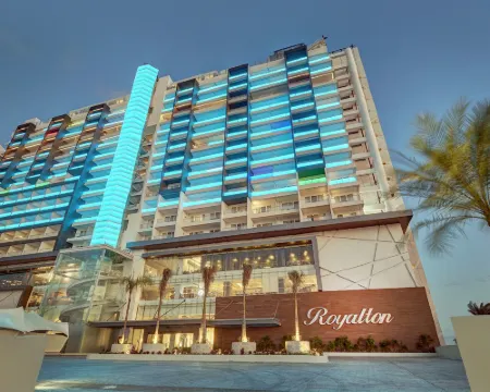 Royalton CHIC Cancun, An Autograph Collection All-Inclusive Resort - Adults Only Hotels in Benito Juarez