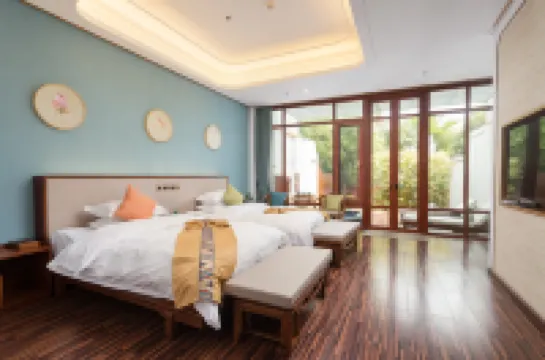 Hui Long Hot Spring Manor