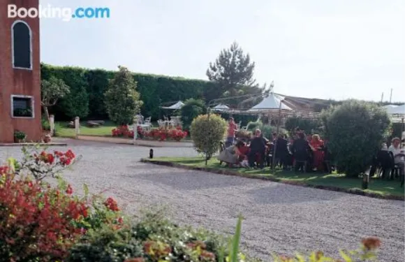 巴赫薩康塔利尼聯排別墅酒店