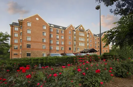 Staybridge Suites Tysons - McLean, an IHG Hotel