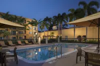 Sonesta Select Boca Raton Town Center - Rooftop Pools