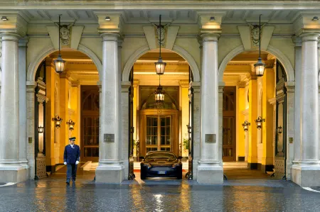 The St. Regis Rome Отели рядом с достопримечательностью «Case Romane del Celio»