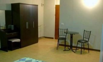 Condo Muang Thong