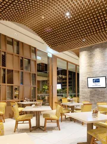 รูปภาพของฮอลิเดย์ อินน์ เอ็กซ์เพรส ภูเก็ต ป่าตองบีช เซ็นทรัล