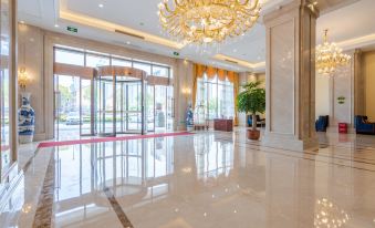 1. 매이카이국제 호..