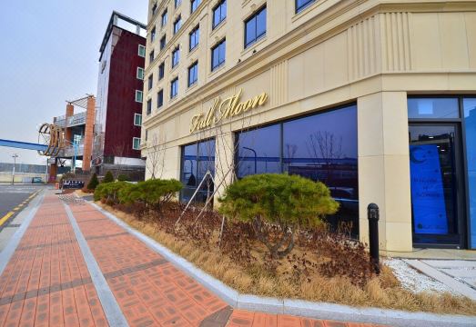 풀문관광호텔 외관 또는 객실 이미지