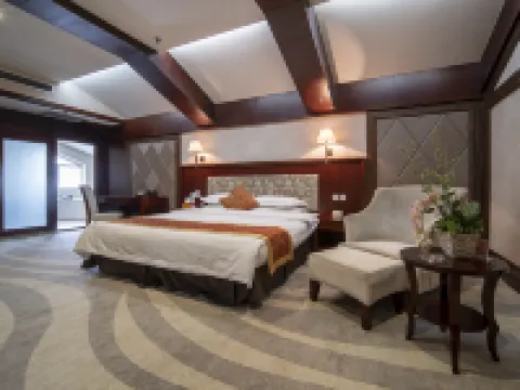 Western Regions Spring Hotel Hotels in Wensu