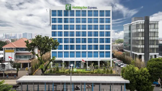 Holiday Inn Express Jakarta Matraman