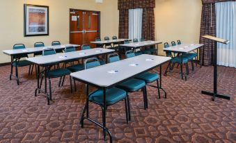 Holiday Inn Express & Suites Portland-Jantzen Beach