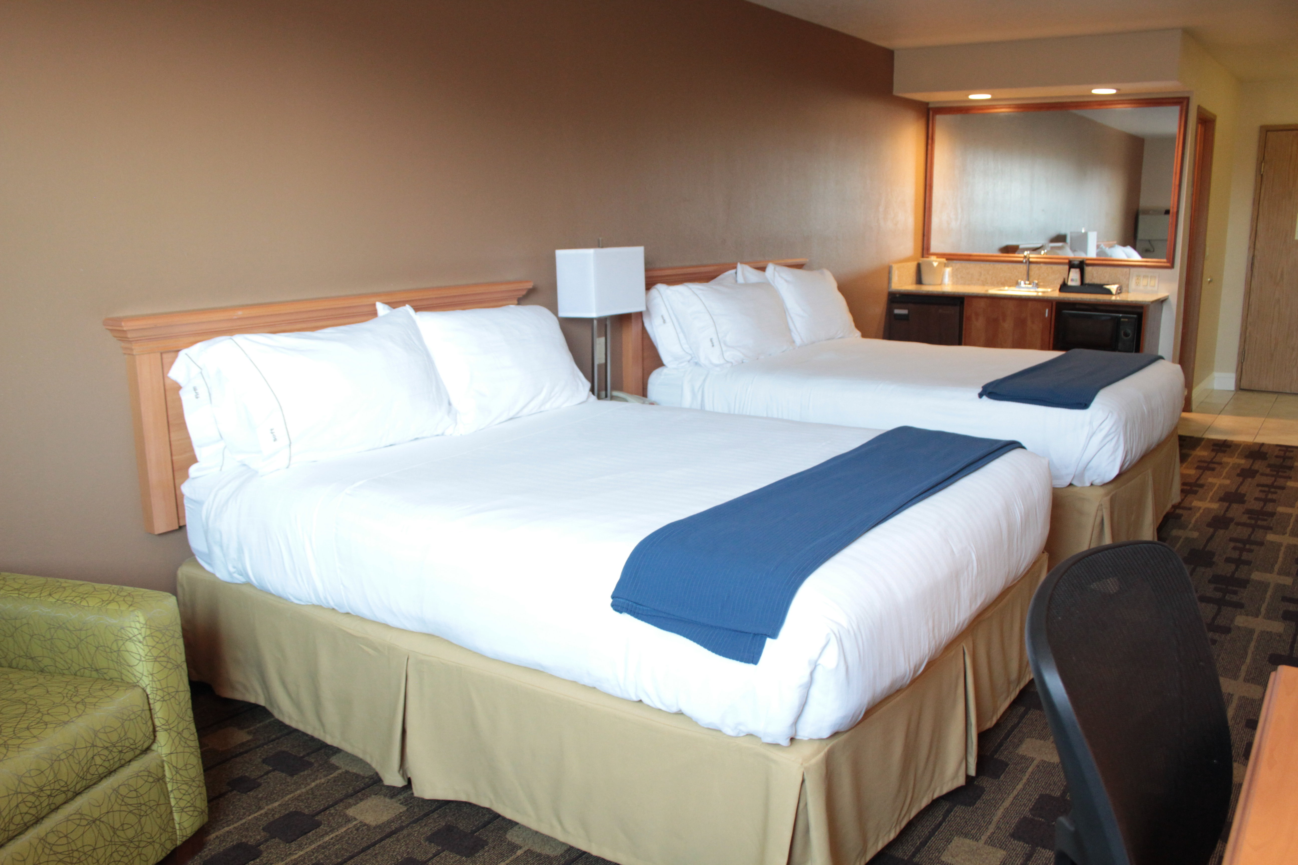 Holiday Inn Express Corning, an Ihg Hotel