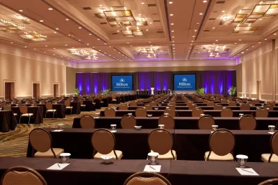 Hilton Orlando Lake Buena Vista - Disney Springs™ Area Отели в г. Орландо