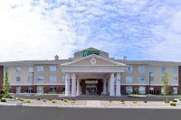 Holiday Inn Express & Suites New Martinsville