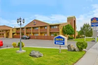 Best Western Chieftain Inn Hotels near Daroga State Park