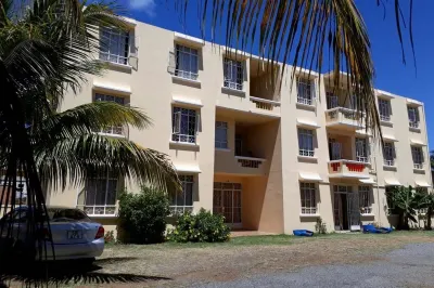 Allamanda Apartments - 100m Bain Boeuf Beach Các khách sạn ở Cap Malheureux