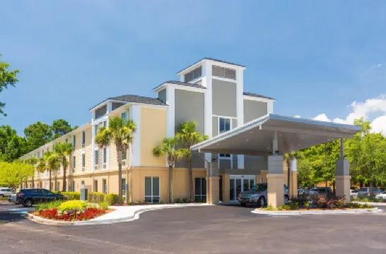 Holiday Inn Express CHARLESTON US HWY 17 & I-526 by IHG Hotels in Charleston