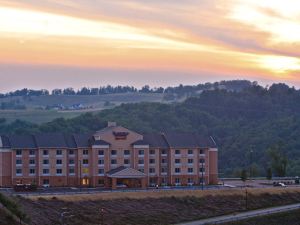 Fairfield Inn & Suites Morgantown