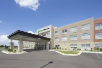 Holiday Inn Express & Suites Rochester Hills - Detroit Area Các khách sạn gần Oakland University