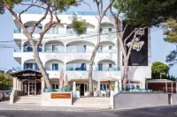 Mar Hotels Alcanada Hotels near St Sebastian's Gate or Majorca Gate
