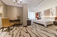 Vienna International Hotel (Jiangmen Hetang Zhongjia Plaza Store) Hôtels à : Jiangmen