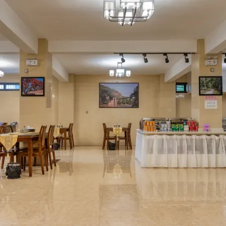 Zhengyang Hotel