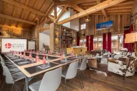Les Loges Blanches Hotels in Megève