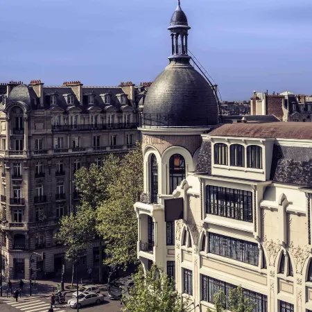 Hôtel Mercure Paris Arc de Triomphe Étoile Отели рядом с достопримечательностью «Триумфальная арка»