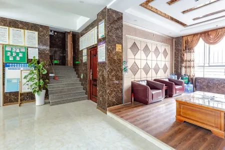 Sandu Haodu Business Hotel Отели рядом с достопримечательностью «Shui Ge Shui Zhai»