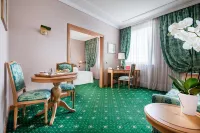 Royal Garden Assago Milano Hotels in Assago