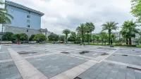 蒙山濱江大飯店 - 停車場