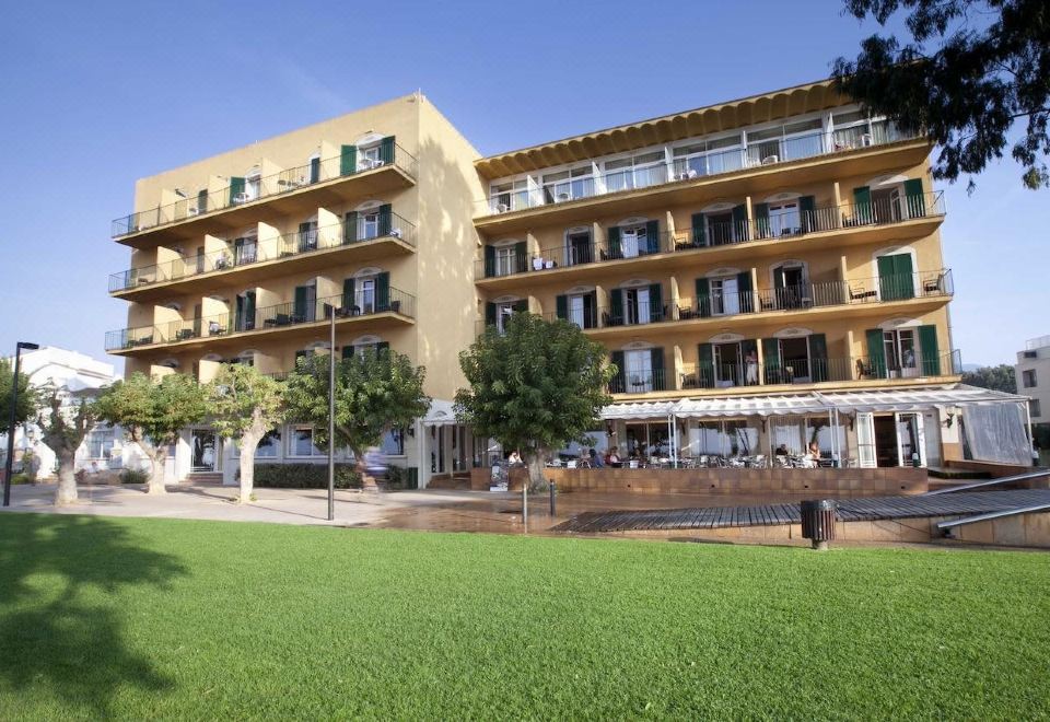 hotel overview picture