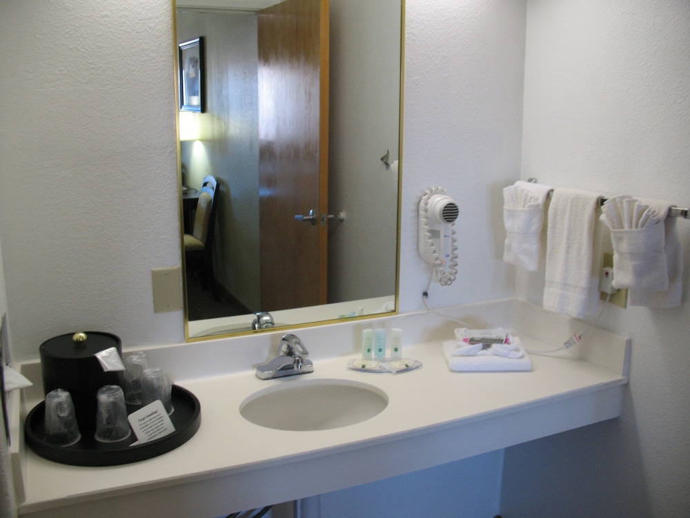 Quality Inn & Suites Gallup I-40 Exit 20