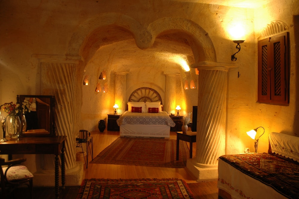 Elkep Evi Cave Hotel