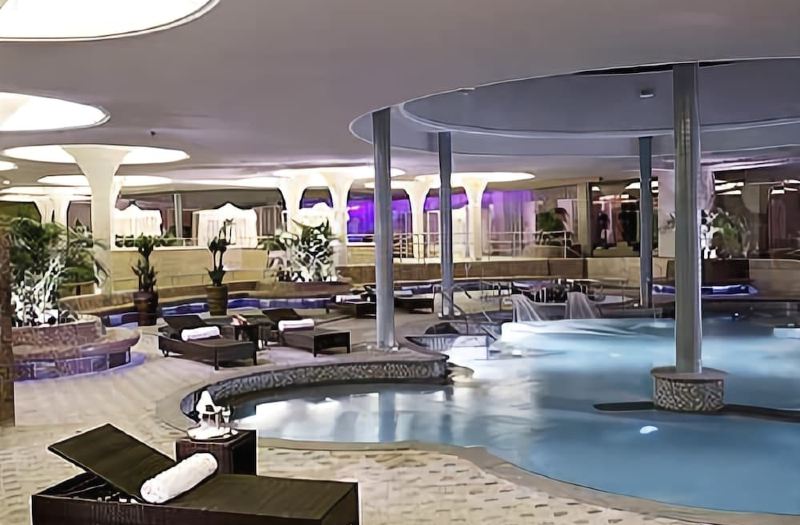 Spirit Hotel Thermal Spa-Sarvar Updated 2022 Room Price-Reviews & Deals |  Trip.com