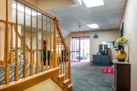 Econo Lodge Hotels in Bedford
