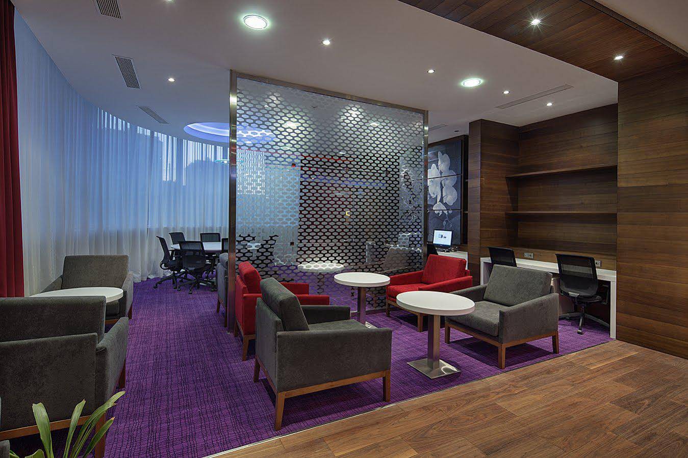 Hampton by Hilton Istanbul Kayasehir