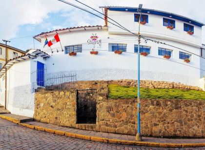 サクレイ ホステル