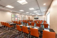 Holiday Inn Express & Suites Greenville S - Piedmont