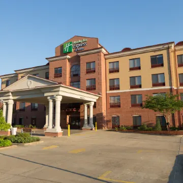 Holiday Inn Express & Suites CLINTON by IHG