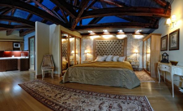 Civitas Suites Hotel - Housity